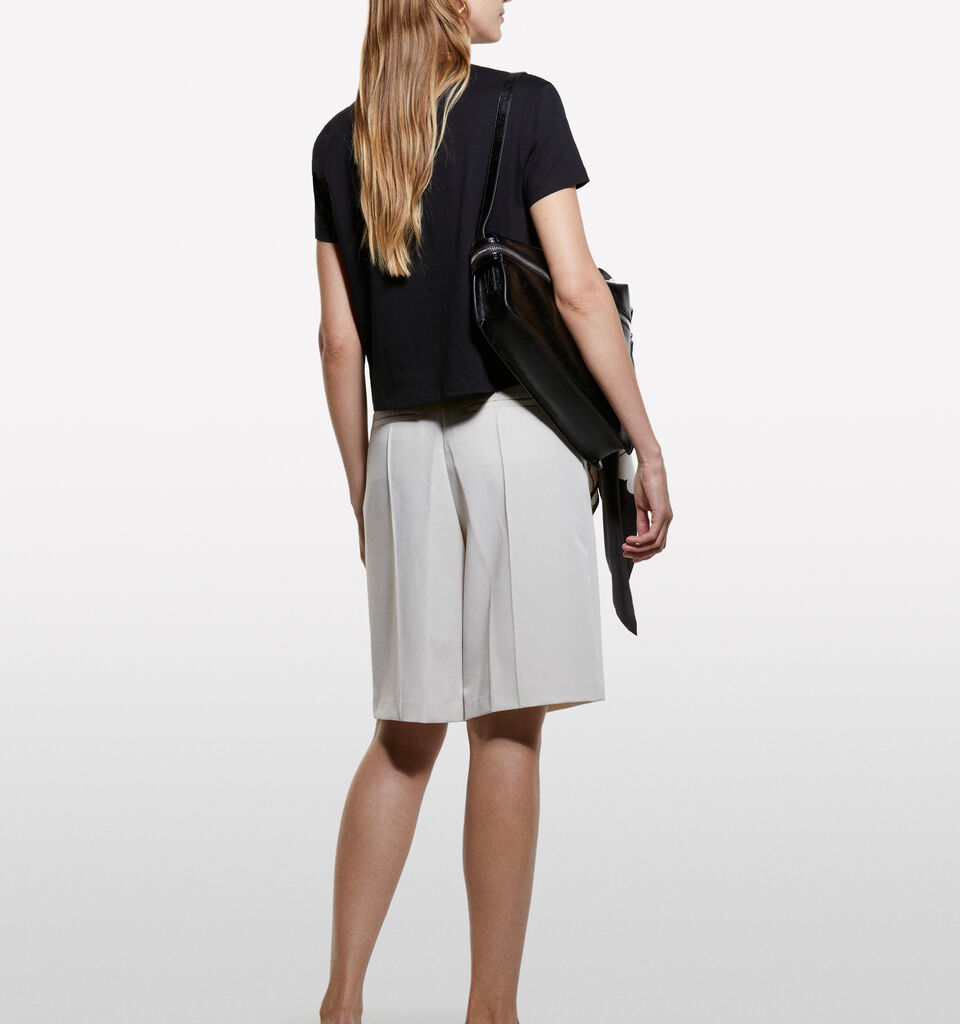 Black boxy fit t-shirt - women's short sleeve t-shirts - Black | Sisley image number 2